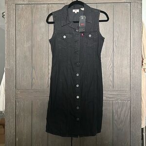 NWT LEVIS DEMIN DRESS 🖤